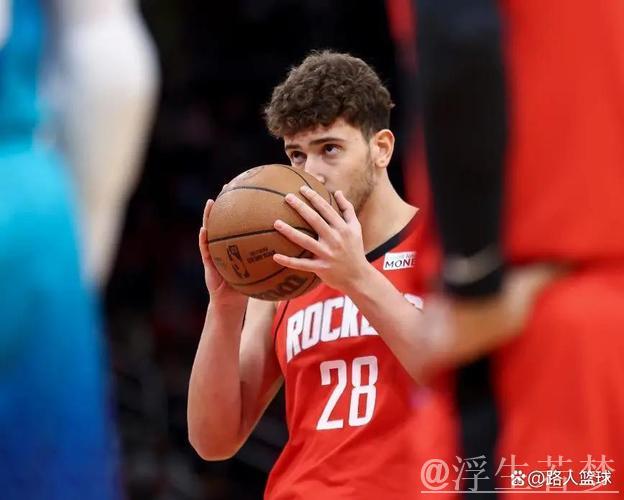 火箭欲用申京加两首轮换字母哥,模拟胜率升至六成五 火箭欲用申京加两首轮换字母哥,模拟胜率升至六成五